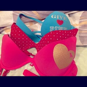 VS Pink T-Shirt Bra Bundle
